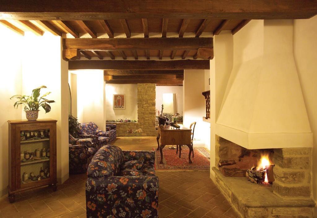La Locanda Del Borgo Pietralunga  Extérieur photo